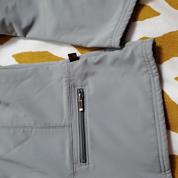 Woolrich Size Medium Fleece Lined Softshell Windbreaker Jacket Gray Womens - Picture 6 of 8